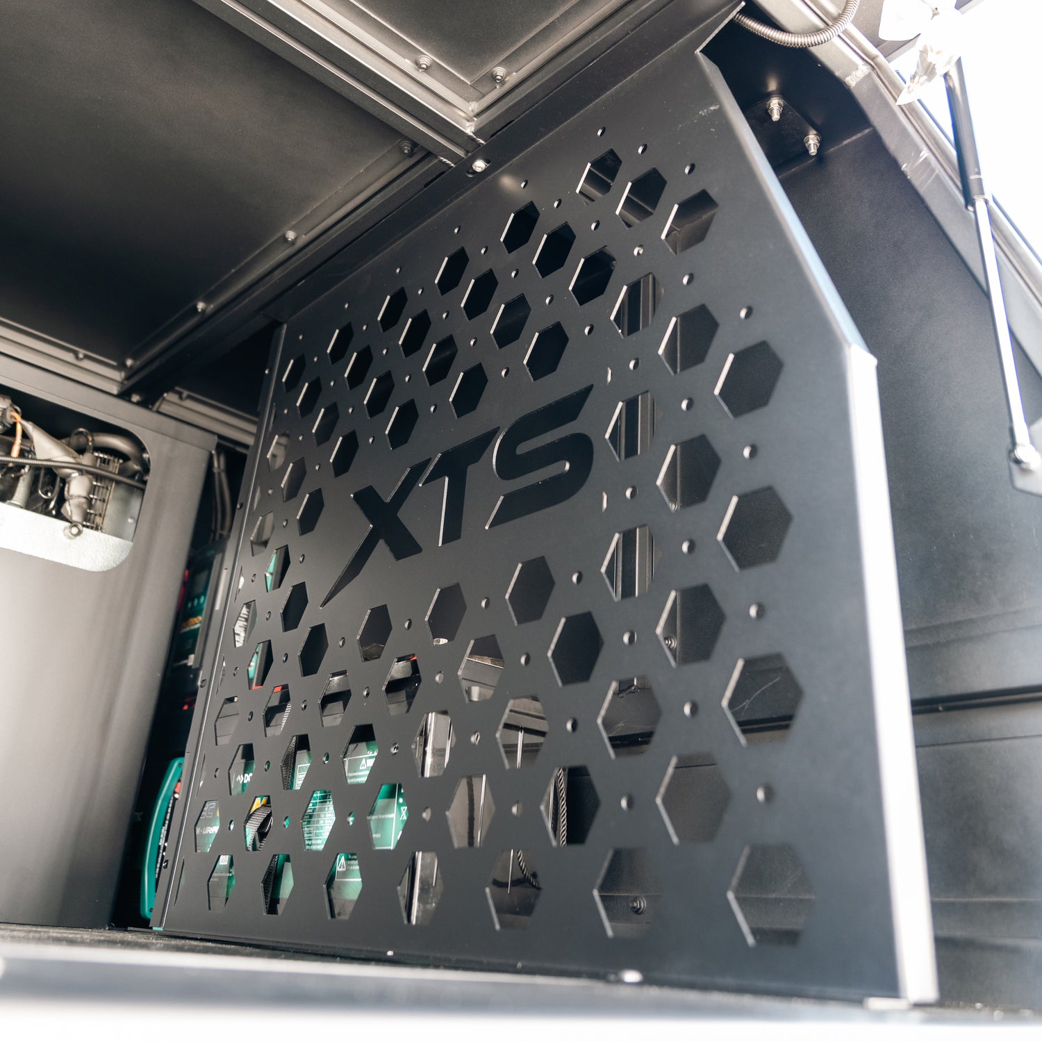 Canopy Partition (Widthways)