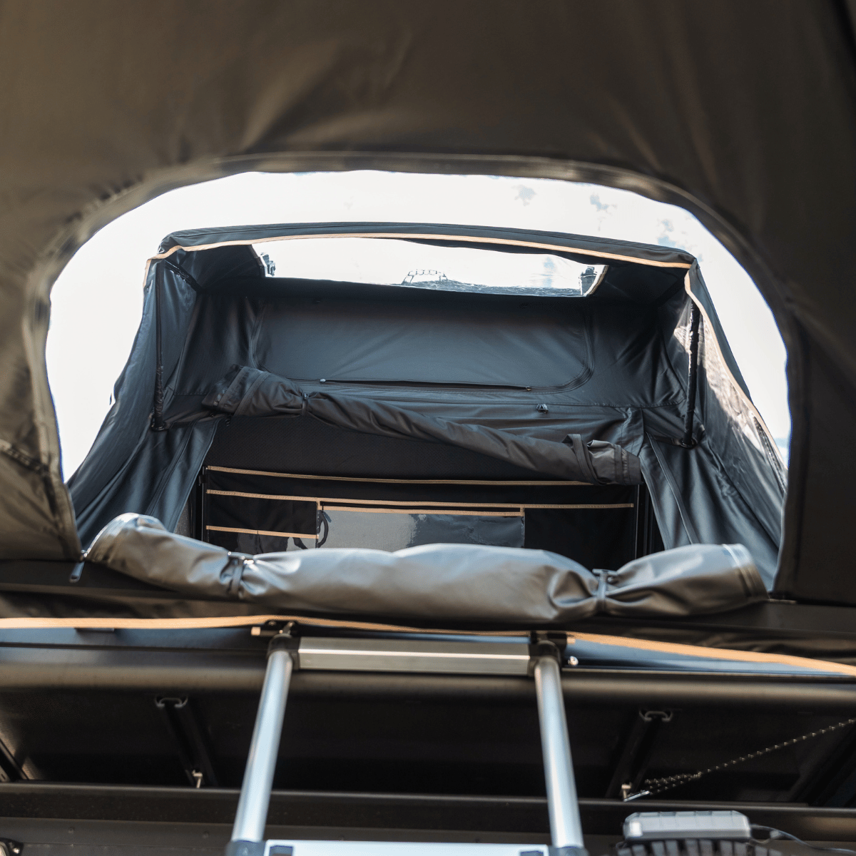 XTS 270 Plus Awning