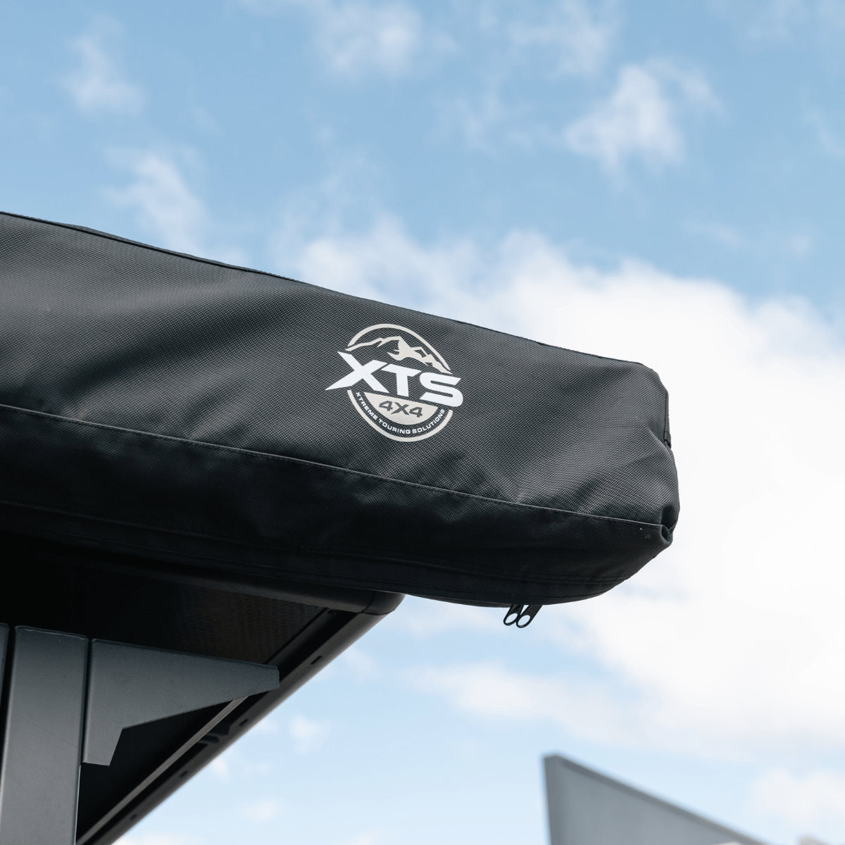 XTS 270 Plus Awning
